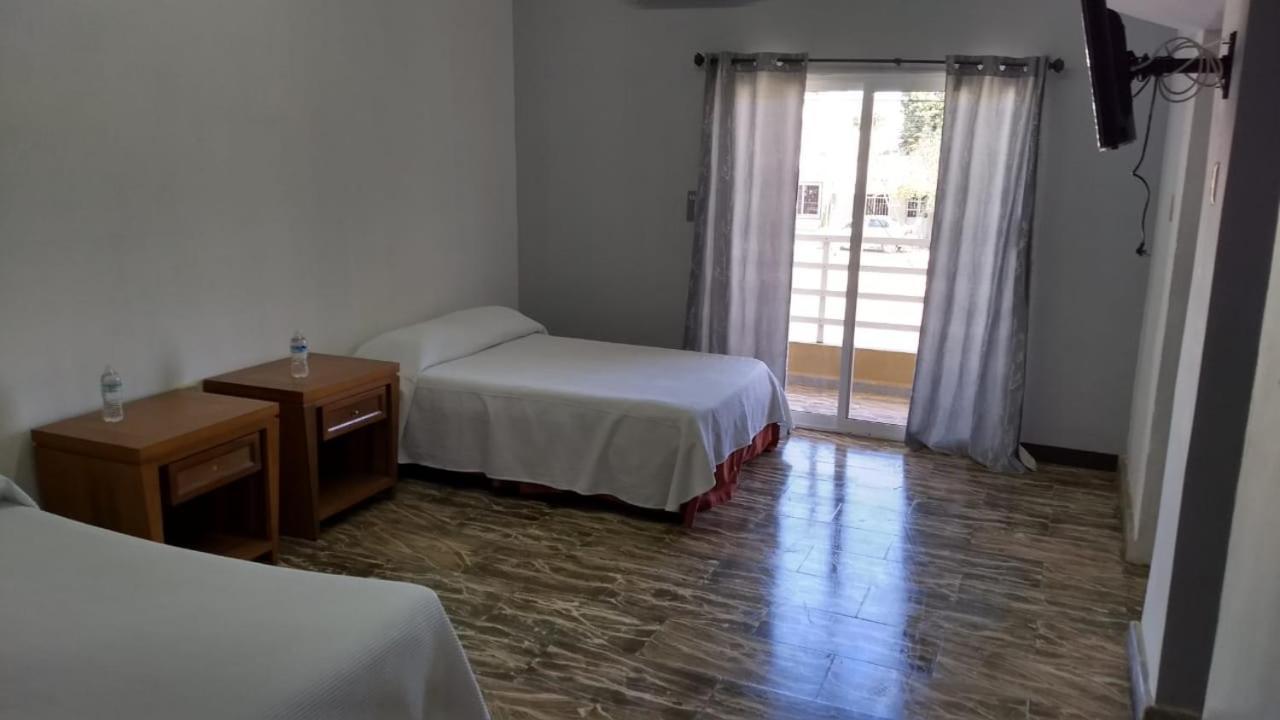 Escárcega Hotel Maria Isabel מראה חיצוני תמונה